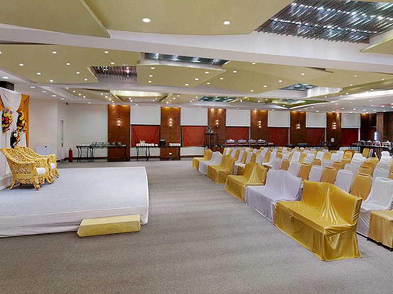 The Grand Bhagwati Hotel Ahmedabad Buitenkant foto